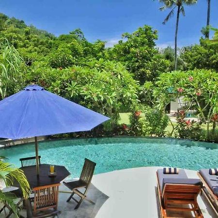 Villa Serene&Spa Mangsit Exterior foto